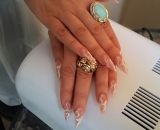 Афродита-центр красоты и эстетики в Бат-Яме