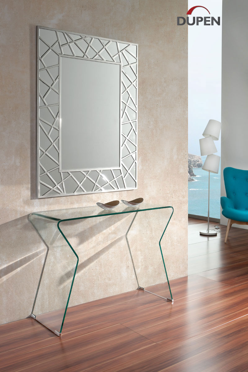 Наша мебель отличается высоким качеством и классическим дизайном. Размеры и цвета, на выбор покупателя. Вся мебель производиться на заказ.
